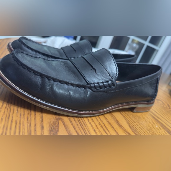 Sperry Black Leather Loafers 9.5 - Picture 1 of 6